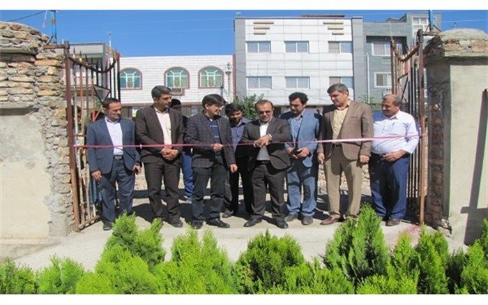 دانش‌آموزان هنرستان کاردانش شهیدگمنام شهرستان مینودشت «گل کاشتند»