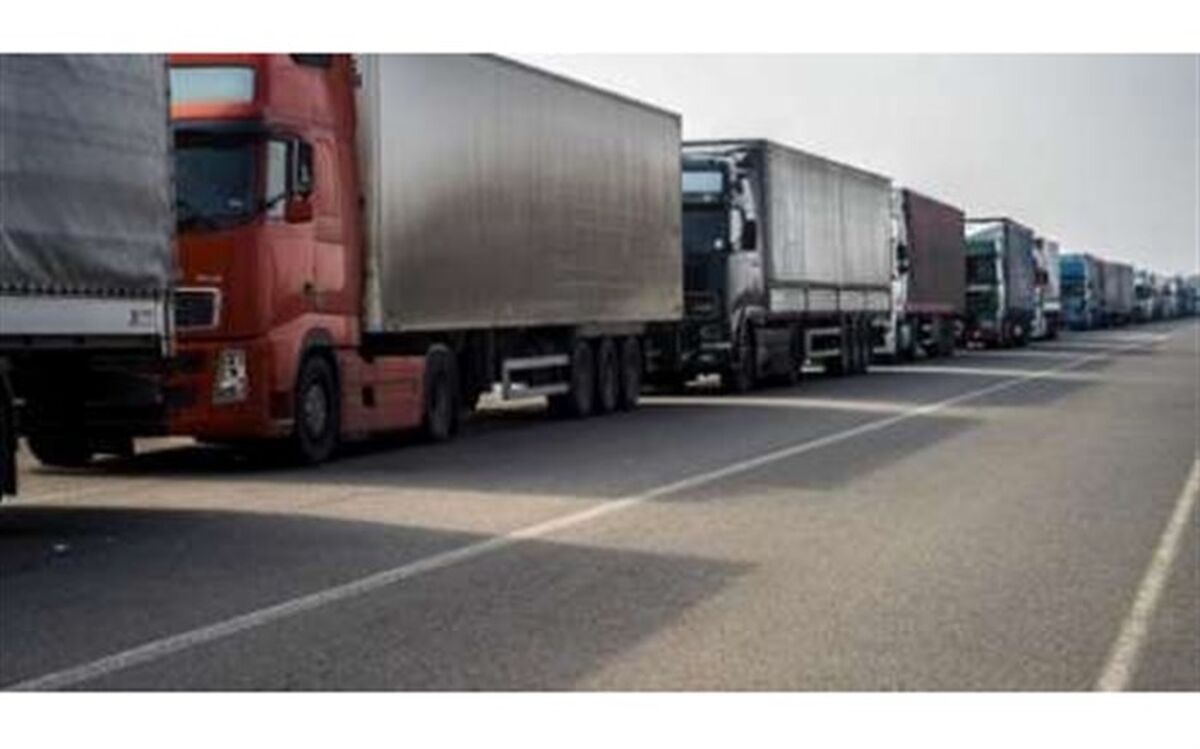 روند بازرسی از کامیون های ترانزیتی ماکو تسریع یابد