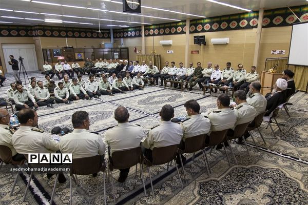 دیدار کارکنان فرماندهی انتظامی استان یزد با آیت الله ناصری‌