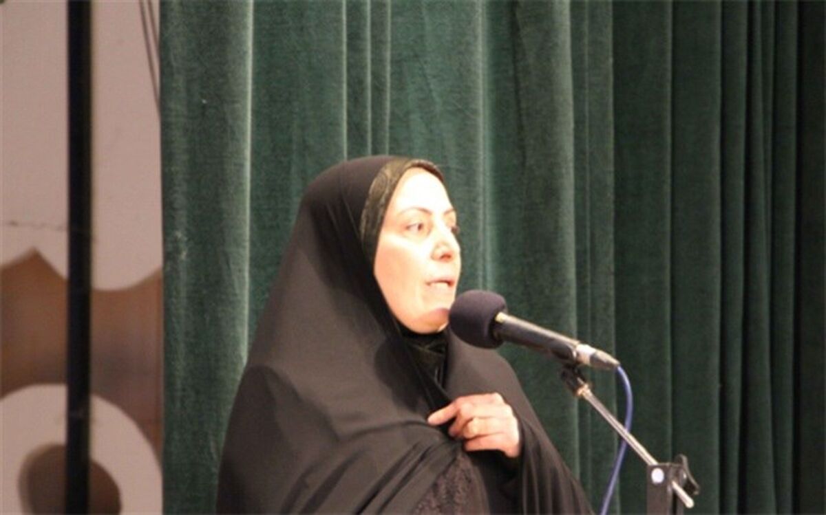 داستان وسیله ای برای انتقال دانسته های اجتماعی افراد است