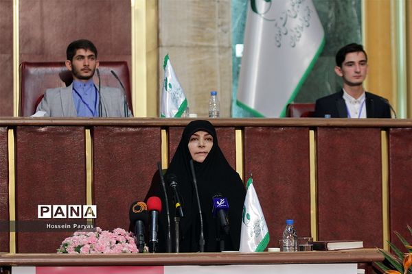 افتتاح نهمین دوره مجلس دانش آموزی