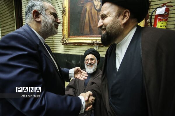 مراسم ختم مرحومه فاطمه زندبار، والده محسن و پرویز اسماعیلی