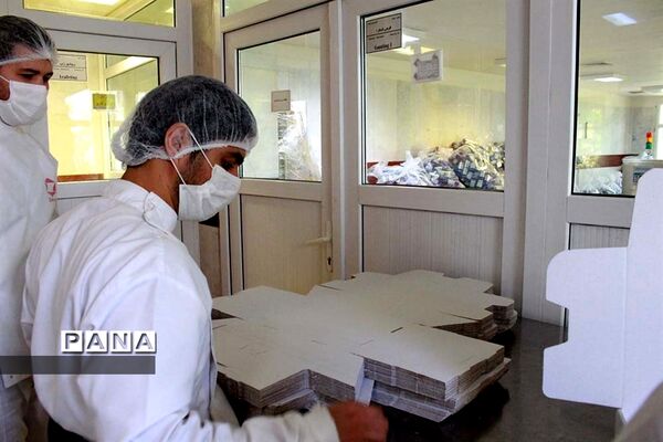 بازدید استاندار آذربایجان شرقی از واحدهای داروسازی تبریز