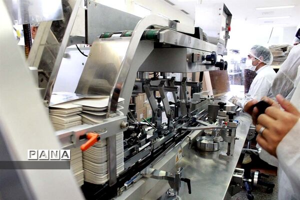 بازدید استاندار آذربایجان شرقی از واحدهای داروسازی تبریز