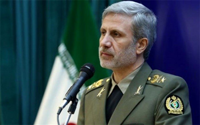 هشدار وزیر دفاع درباره ظهور هیتلرها وصدام‌ها