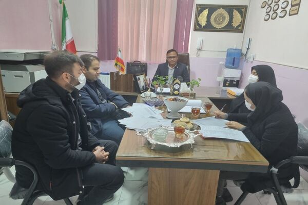 بازدید از وضعیت بهداشت و پایگاه‌های تغذیه سالم مدارس پاکدشت 