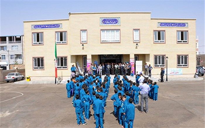 تمام مدارس شهری و روستایی رامسر دایر است