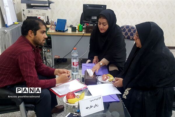 برگزاری کارگروه مشترک دبیرستان‌های پسرانه و دخترانه استعداد درخشان دکتر رمضانخانی و دکتر شاهی ناحیه یک یزد