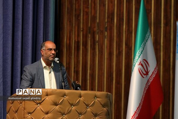 همایش بهداشت  روان با محوریت همیاران مشاور