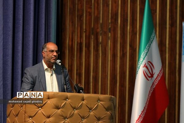 همایش بهداشت  روان با محوریت همیاران مشاور