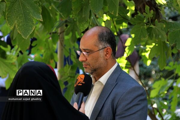همایش بهداشت  روان با محوریت همیاران مشاور