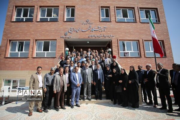 بازدید وزیر آموزش و پرورش از مدارس منطقه جوادآباد و افتتاح مدرسه اتباع