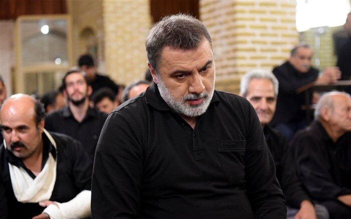 فرهاد قائمیان در پردیس تئاتر شهرزاد با «نشانه‌ها» همراهی می‌کند