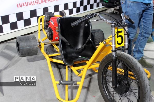 اولین نمایشگاه آفرود، کمپینگ  و ماجراجویی  در برج میلاد تهران