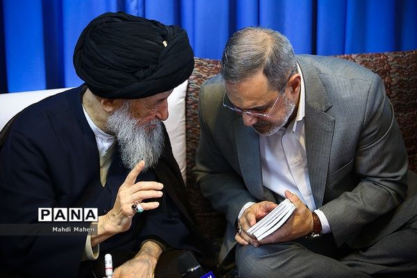 دیدار وزیرآموزش و پرورش با تعدادی از مراجع عظام تقلیددر استان قم