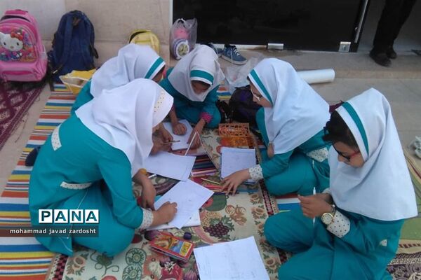اجرای پیاده‌روی از «خانه تا مدرسه» به مناسبت هفته تربیت بدنی در نی ریز