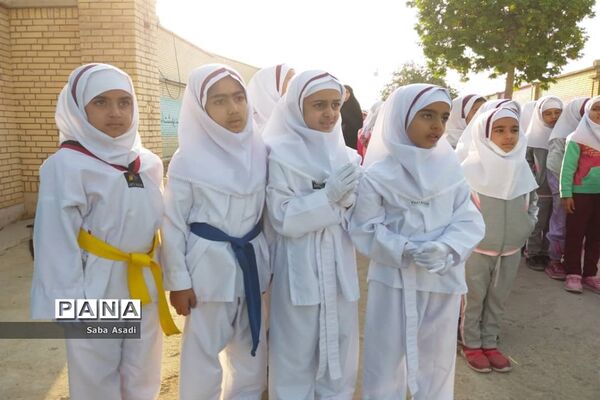 هفته تربیت بدنی  و ورزش در گله دار