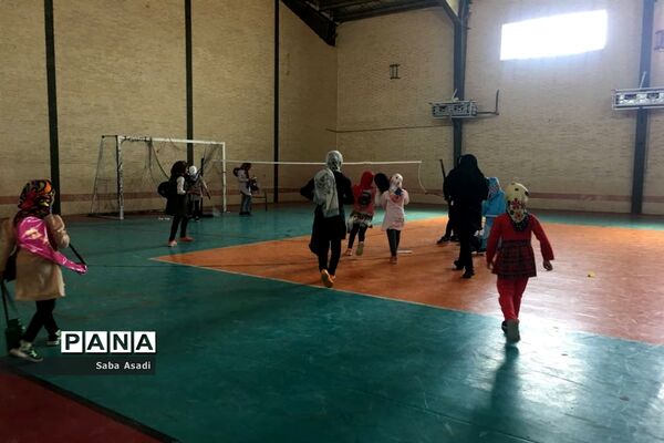 هفته تربیت بدنی  و ورزش در گله دار
