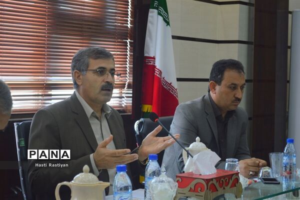 جلسه کمیته فرهنگیان و دانش‌آموزی چهلمین سالگرد پیروزی  انقلاب اسلامی