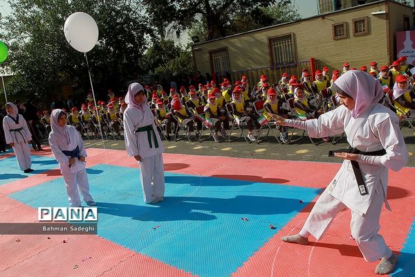 افتتاحیه پنجمین دوره المپیاد ورزشی درون‌ مدرسه‌ای