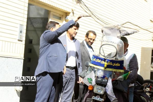 رکوردار کشوری و جهانی با دوچرخه عازم پیاده روی اربعین شد