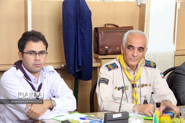 نشست قطبی کارشناسان سازمان دانش آموزی شهرستان های جنوب استان در مهاباد