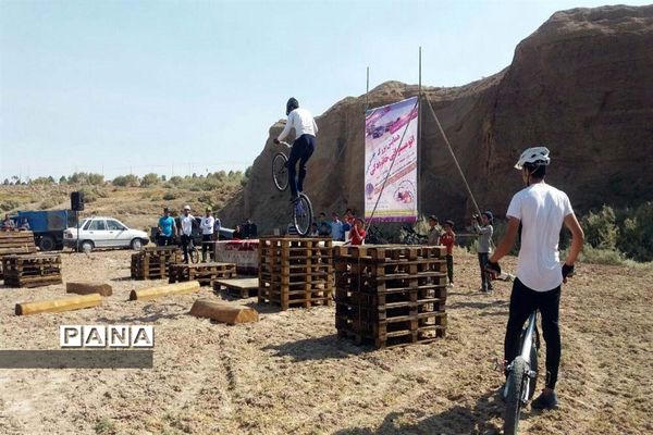همایش اتومبیلرانی خانوادگی درشهرستان خوسف خراسان جنوبی