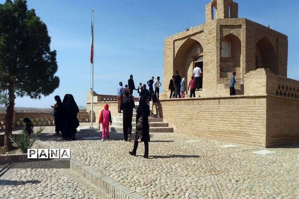 همایش اتومبیلرانی خانوادگی درشهرستان خوسف خراسان جنوبی