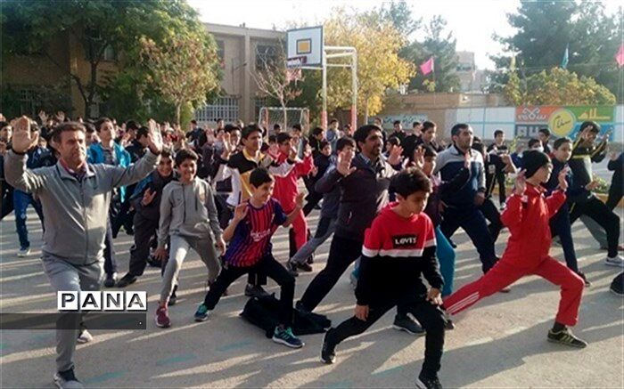 مشارکت معلمان در ورزش صبحگاهی در نهادینه کردن ورزش بین دانش آموزان موثر است