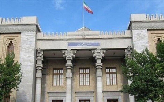 پاسخ وزارت خارجه به کریمی قدوسی: منابع خبری خود را عوض کنید تا شهره به اخبار کذب نشوید