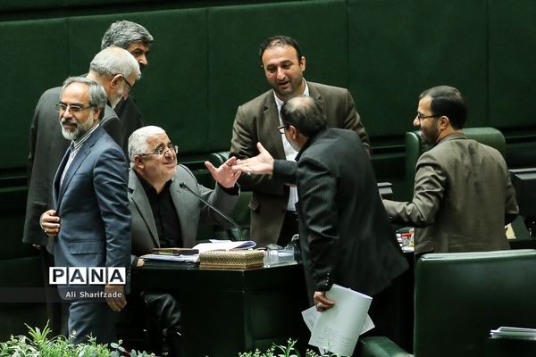 جلسه رای اعتماد به چهار وزیر پیشنهادی دولت