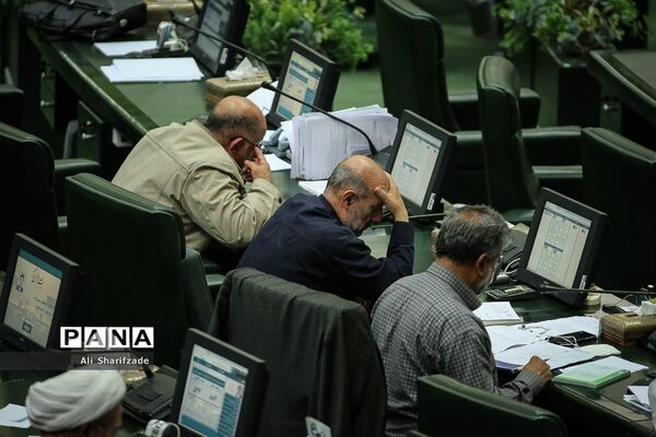 جلسه رای اعتماد به چهار وزیر پیشنهادی دولت