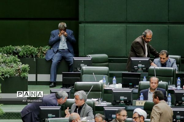 جلسه رای اعتماد به چهار وزیر پیشنهادی دولت