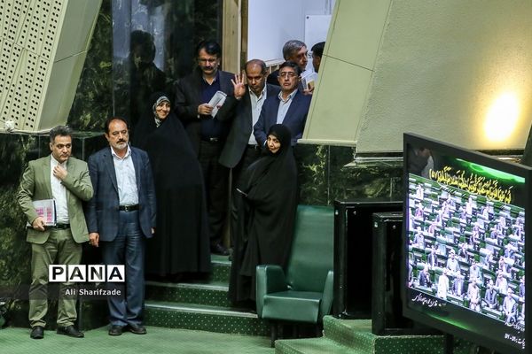 جلسه رای اعتماد به چهار وزیر پیشنهادی دولت