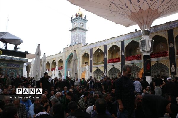 حرم حضرت علی (ع) در نجف اشرف میزبان زائران اربعین حسینی