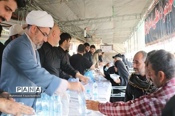 خدمت‌رسانی موکب حضرت علی اصغر (ع) مازندران به زائران اربعین