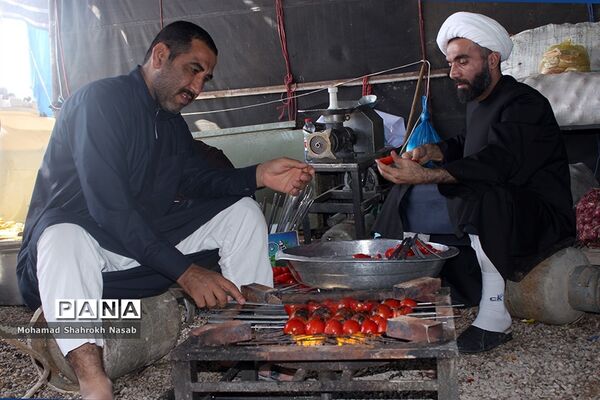 خدمات رسانی به زائرین اربعین در مرز شلمچه