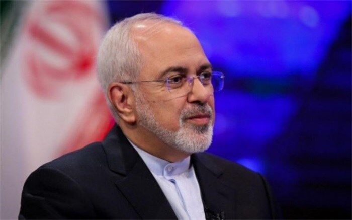 ظریف: ترامپ واکنش ایران به تحریم‌های نفتی احتمالی را حدس بزند