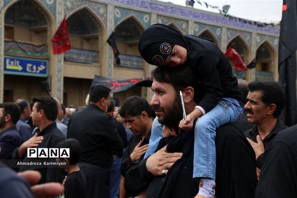 برگزاری مراسم عزاداری اربعین حسینی در شاهچراغ