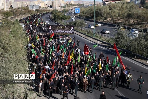 پیاده‌روی جاماندگان کربلا از مصلی تا وادی رحمت تبریز