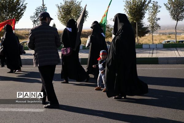 پیاده‌روی جاماندگان کربلا از مصلی تا وادی رحمت تبریز