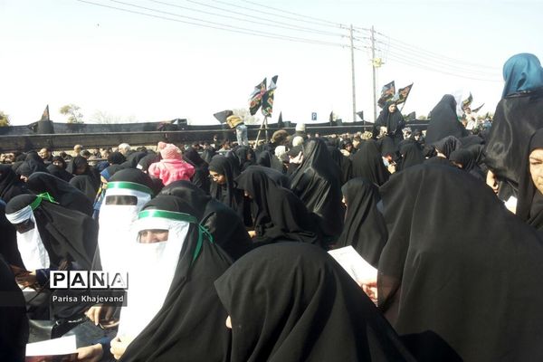 عزاداری جاماندگان از راهپیمایی اربعین حسینی در شهرستان بهارستان