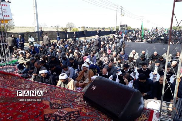 عزاداری جاماندگان از راهپیمایی اربعین حسینی در شهرستان بهارستان