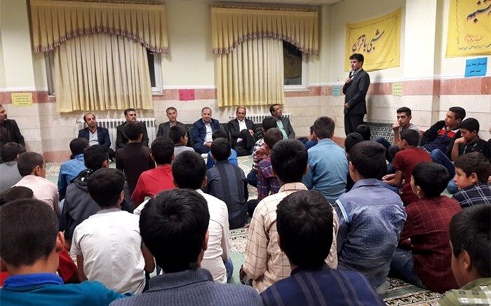 بازدید شبانه  سرپرست اداره کل آموزش و پرورش استان قزوین از خوابگاه دانش آموزان  منطقه کوهین