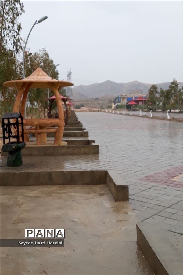 طراوت باران پاییزی در گله دار