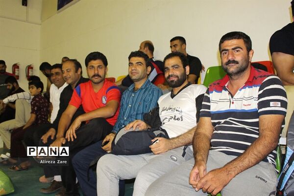مسابقه  استانی  طناب کشی   آقایان  بازی های بومی و محلی  در بوشهر