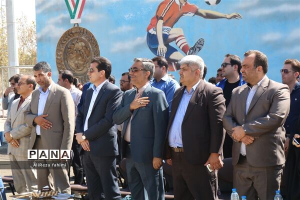 اعزام کاروان تجهیزات ورزشی اهدایی به مدارس مناطق محروم فارس