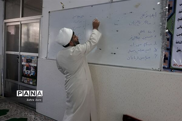 انتخابات شورای دانش‌آموزی در دبستان انقلاب اسلامی محمودآباد