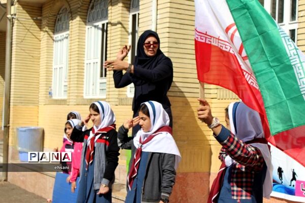 برگزاری المپیاد ورزشی درون مدرسه ای دبستان دخترانه  غیرانتفاعی پویا  ـ یاسوج