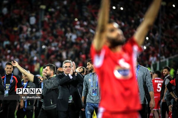 دیدار تیم های فوتبال پرسپولیس و السد قطر